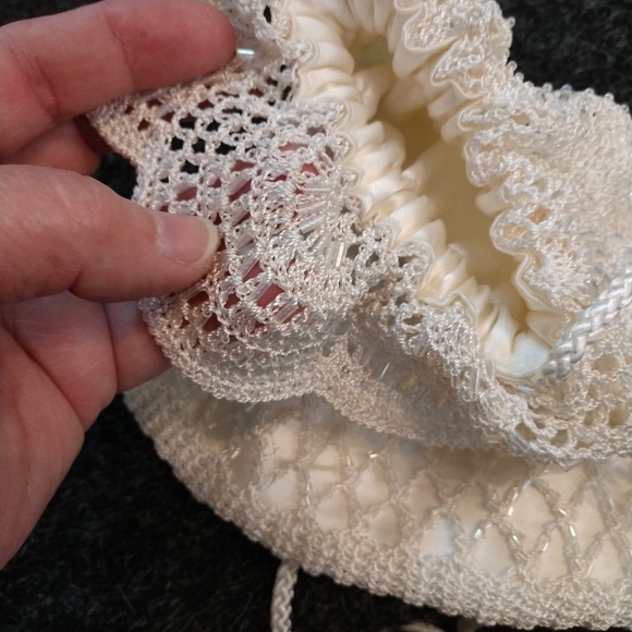 Beaded crochet purse - Picture 2 of 4